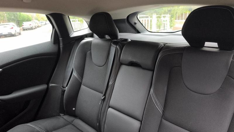 Volvo V40 2.0 T2 122 Momentum Business