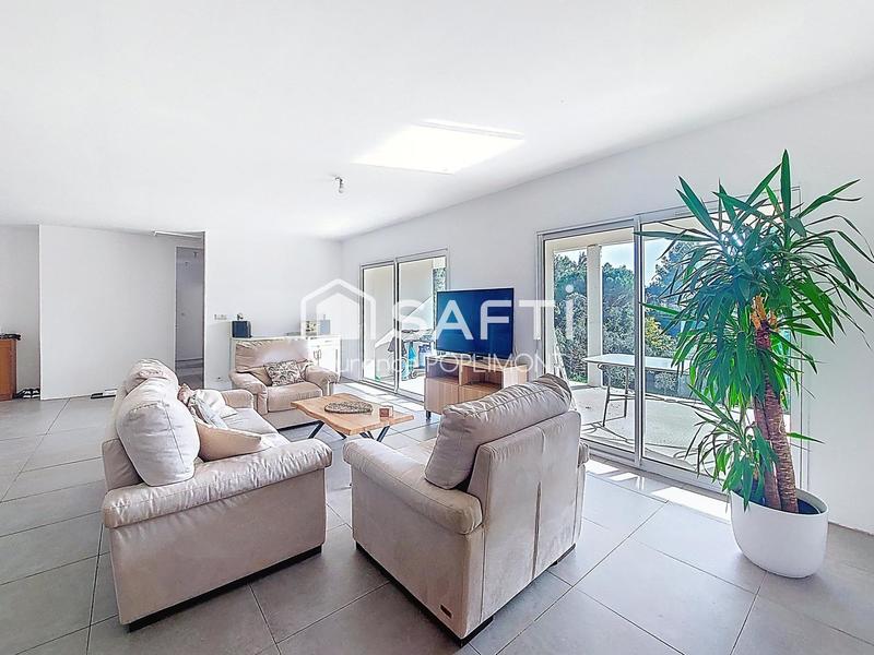 Maison - 115 m² - 4 pièces