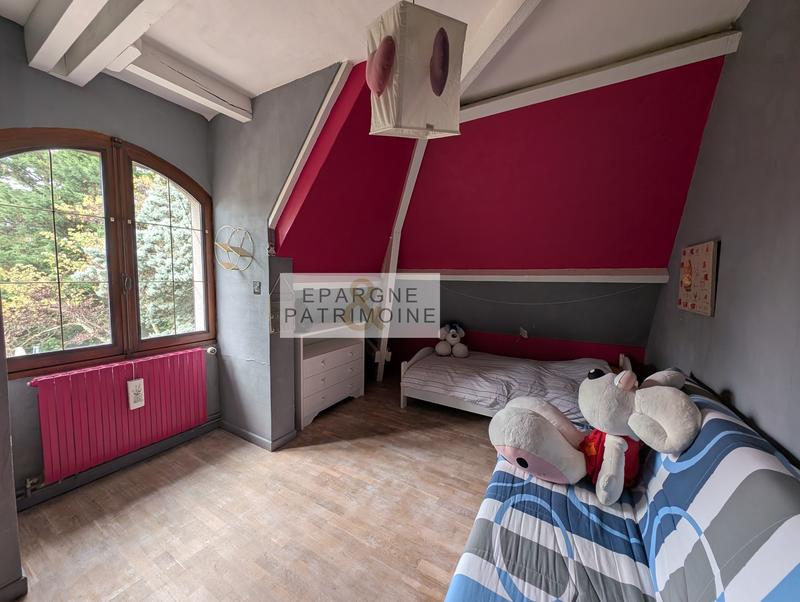 Maison traditionnelle - 203 m² - 9 pièces