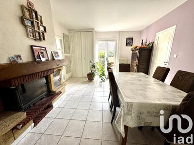 Maison - 121 m² - 7 pièces