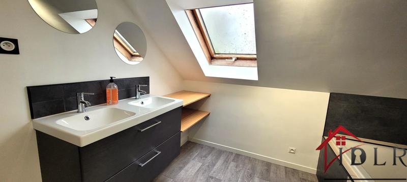 Maison - 96 m² - 4 pièces