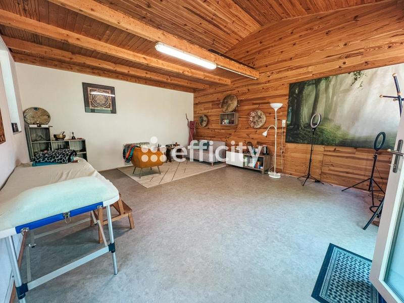 Maison - 160 m² - 6 pièces