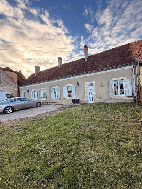 Maison - 160 m² - 8 pièces
