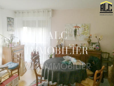 Appartement - 97 m² - 4 pièces