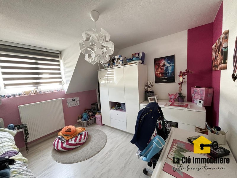 Maison - 92 m² - 5 pièces