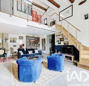 Maison - 140 m² - 5 pièces