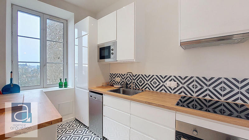 Appartement - 70 m² - 3 pièces