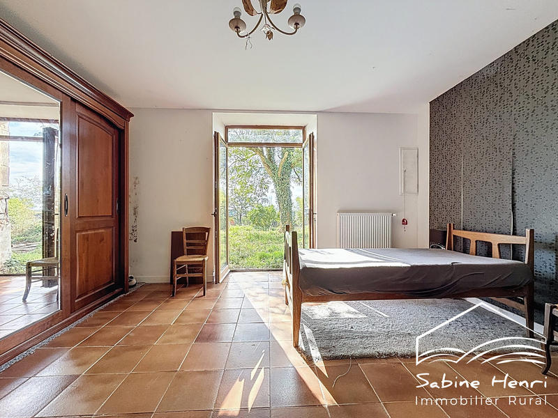 Maison ancienne - 260 m² - 8 pièces