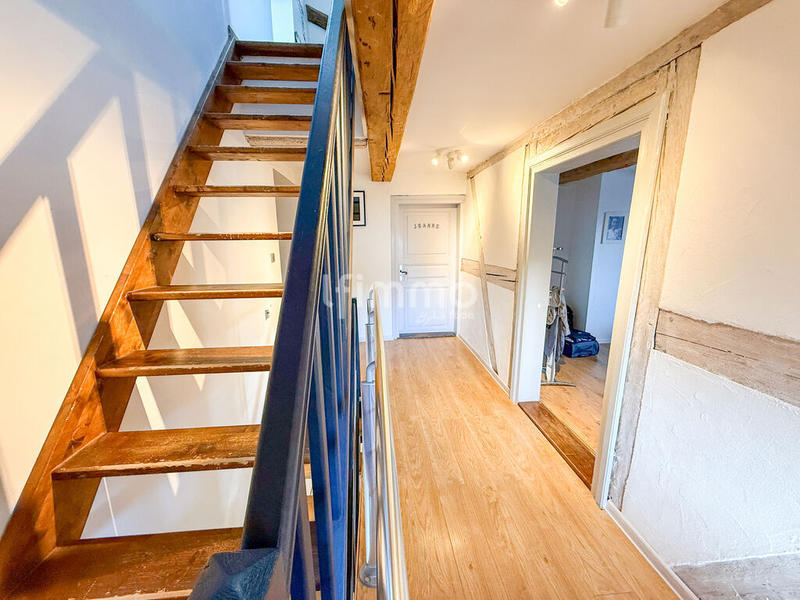 Maison - 283 m² - 7 pièces