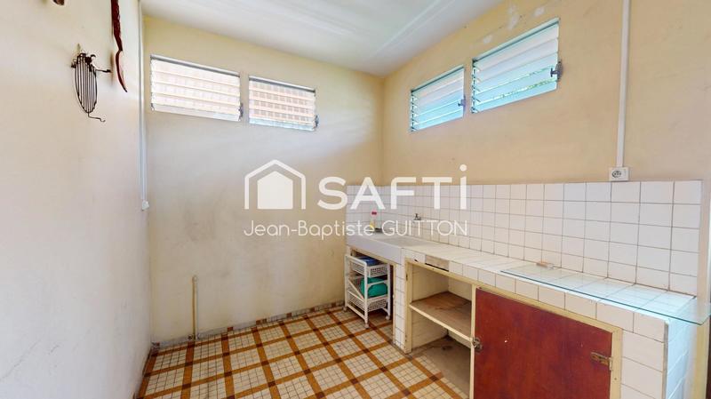 Maison - 227 m² - 10 pièces