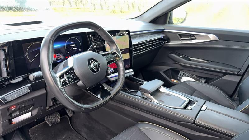 Renault Austral 1.2 E-Tech 200 Hybrid 2wd Xtronic Iconic