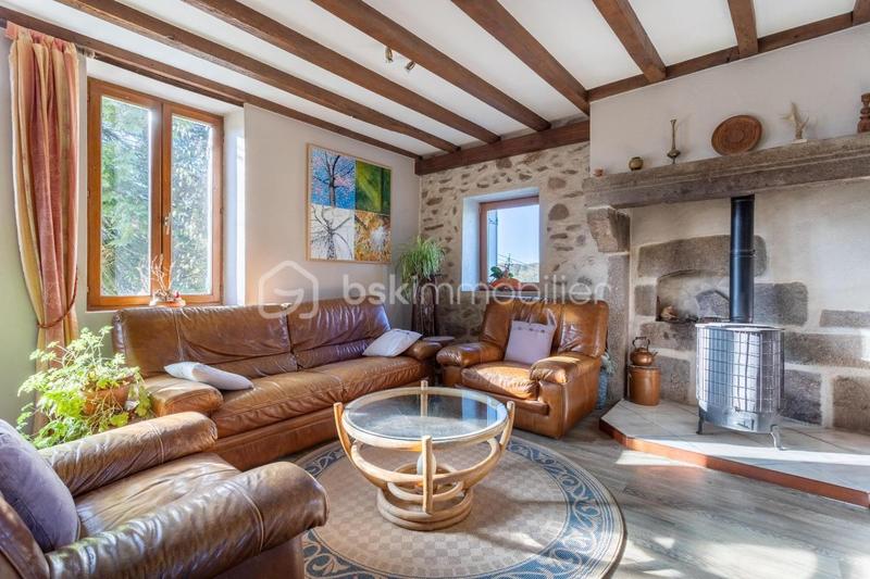 Corps de ferme - 153 m² - 6 pièces