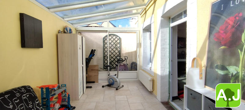 Maison - 104 m² - 4 pièces