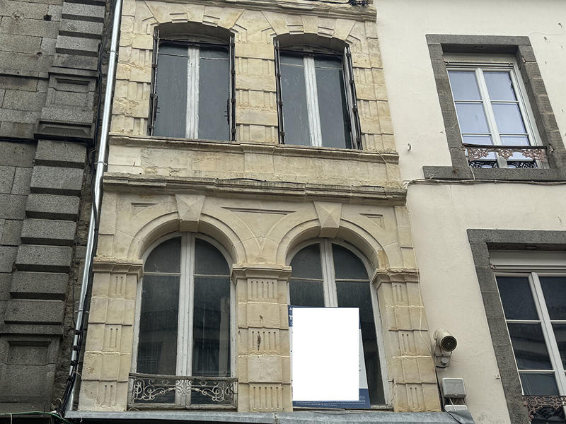 Immeuble - 9 pièces