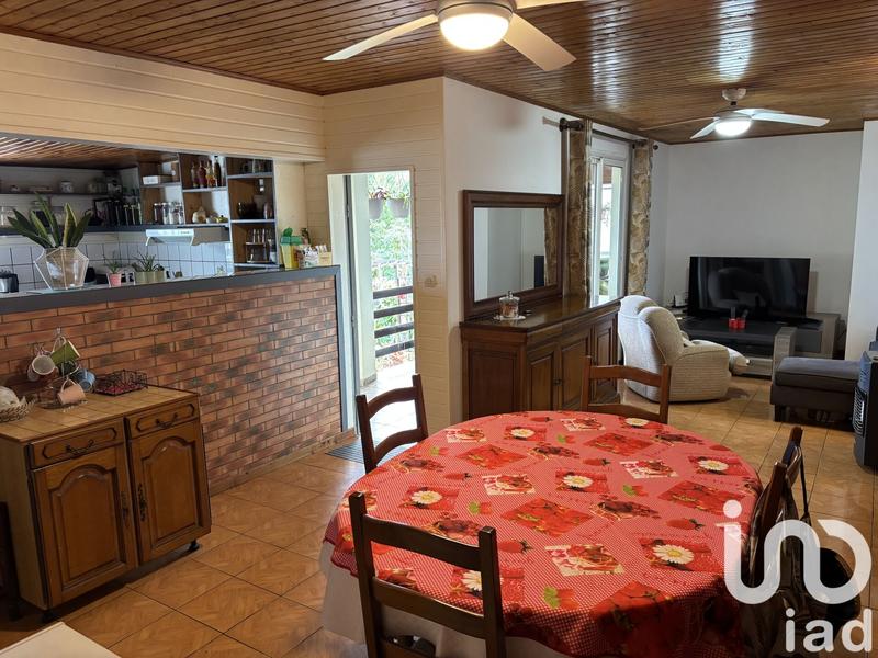 Maison - 268 m² - 10 pièces