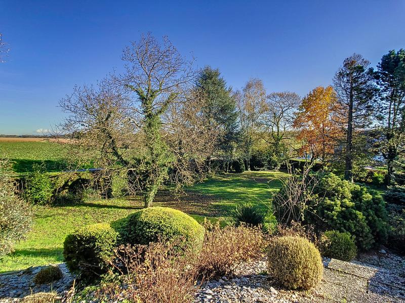 Maison - 171 m² - 7 pièces