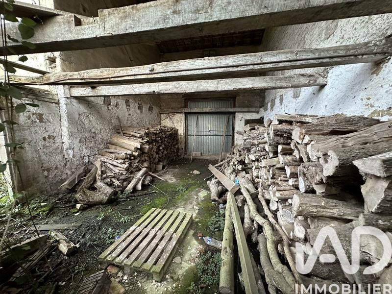 Maison - 280 m² - 10 pièces