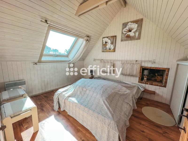 Maison - 345 m² - 10 pièces