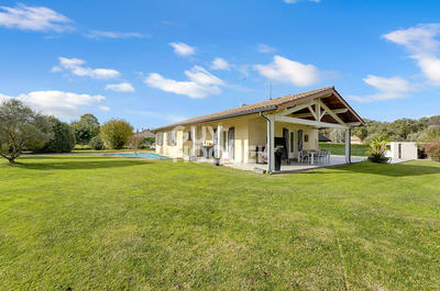 Maison - 143 m² - 6 pièces