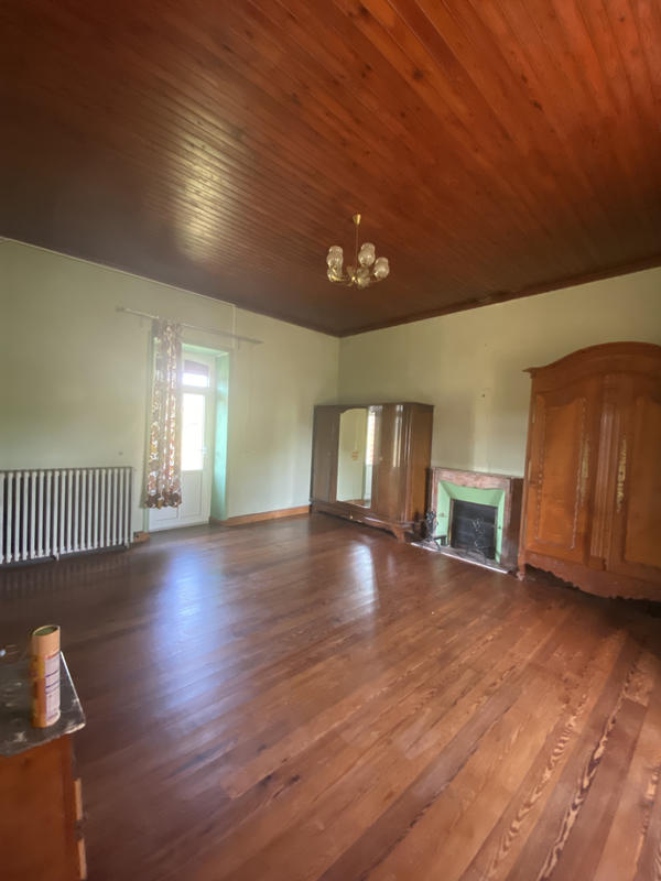 Propriété - 190 m² - 7 pièces