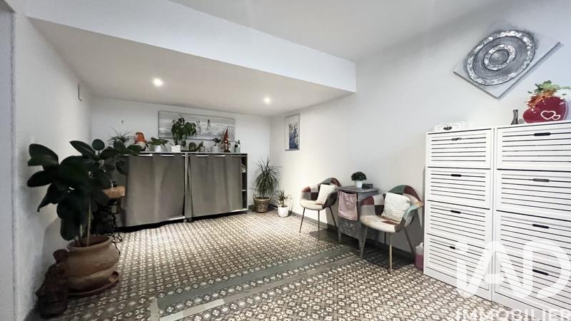 Maison de village - 318 m² - 7 pièces