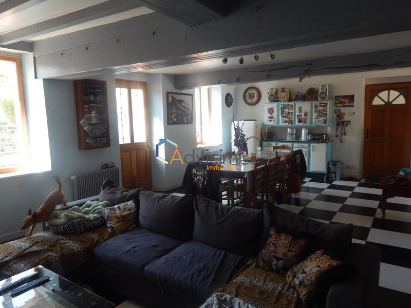 Maison - 205 m² - 10 pièces