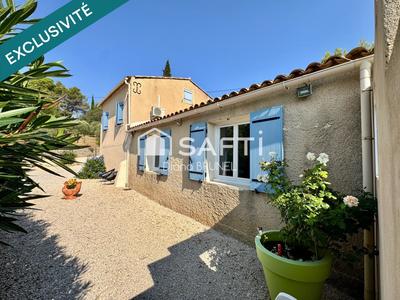 Villa - 140 m² - 5 pièces