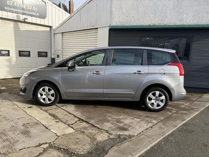 Peugeot 5008 1.6 Hdi Bva *7 places*