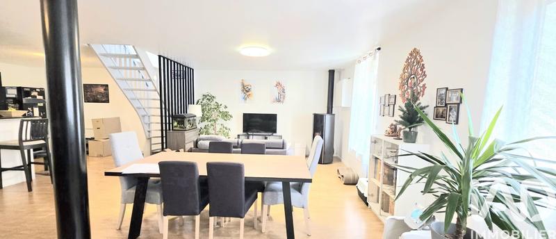 Maison - 107 m² - 4 pièces