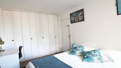 Chambre - 11 m² - 4 pièces