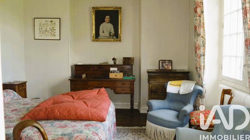 Maison - 137 m² - 7 pièces