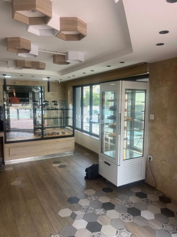 Fonds de commerce - Bureau - 150 m²