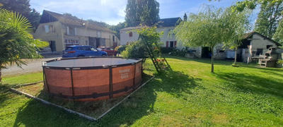 Maison - 246 m² - 12 pièces