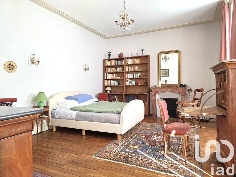 Maison de ville - 373 m² - 14 pièces