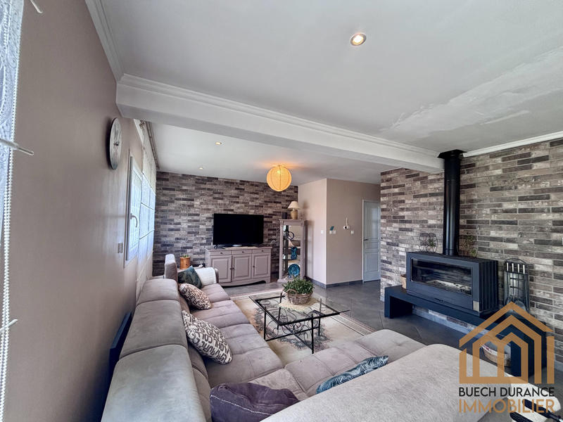 Maison - 144 m² - 5 pièces