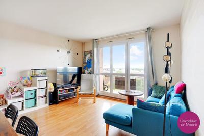 Appartement - 83 m² - 4 pièces