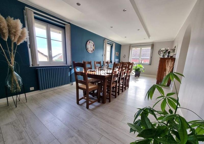 Maison - 186 m² - 5 pièces