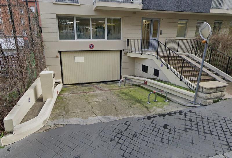 Parking / Garage - 10 m²