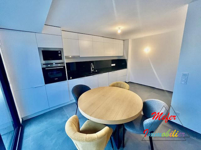 Appartement - 82 m² - 3 pièces