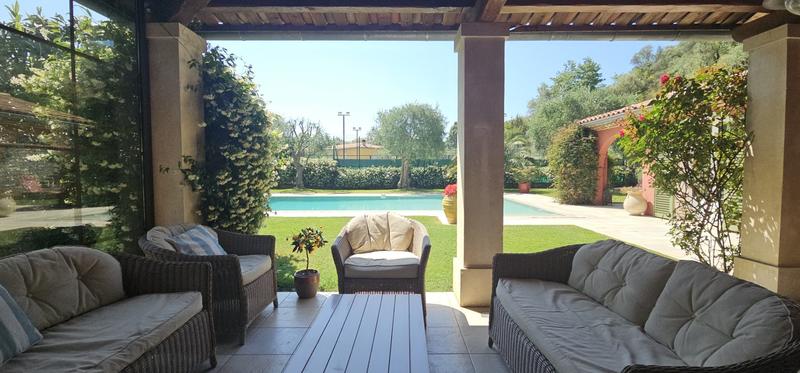 Maison - 190 m² - 4 pièces