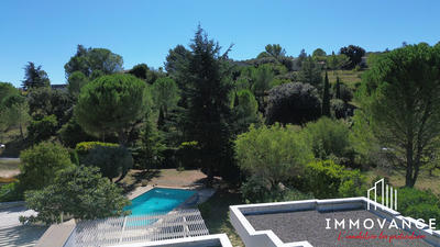 Maison contemporaine - 220 m² - 5 pièces