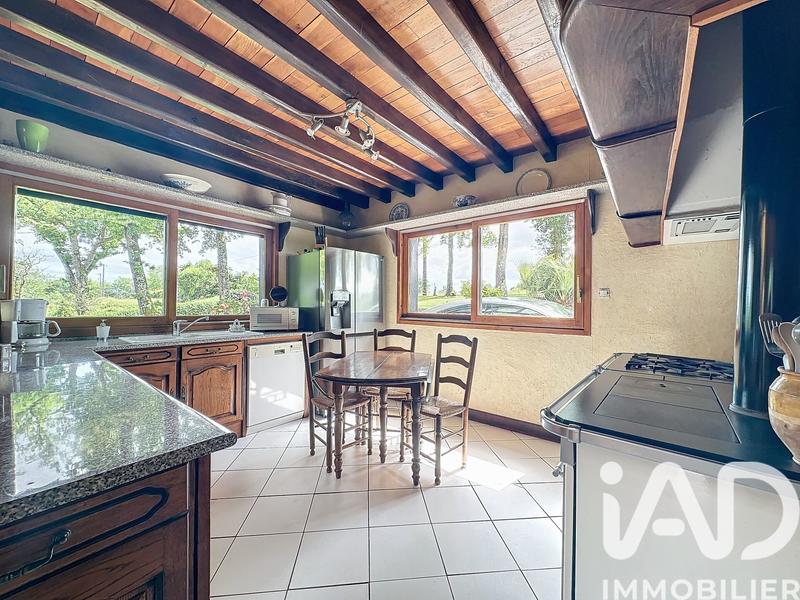 Maison - 170 m² - 5 pièces