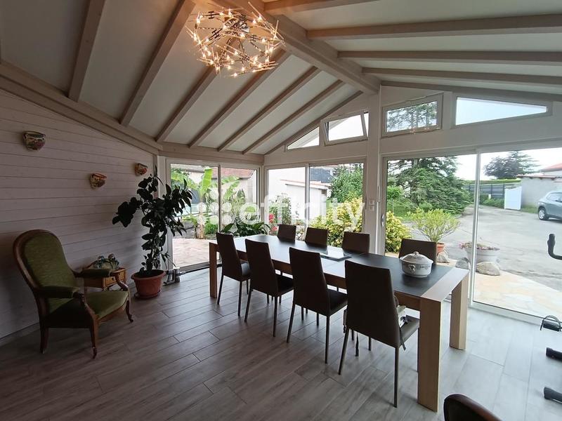 Maison - 148 m² - 6 pièces