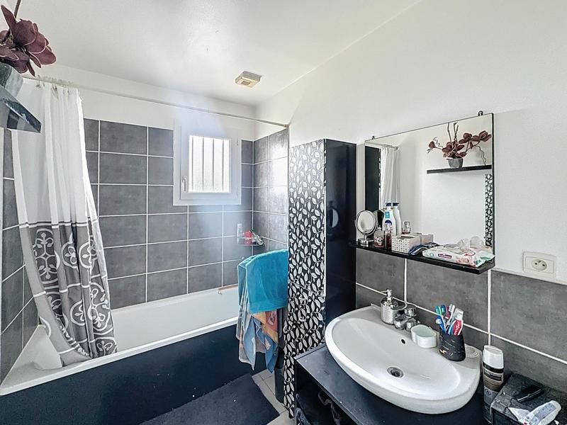 Maison - 86 m² - 5 pièces