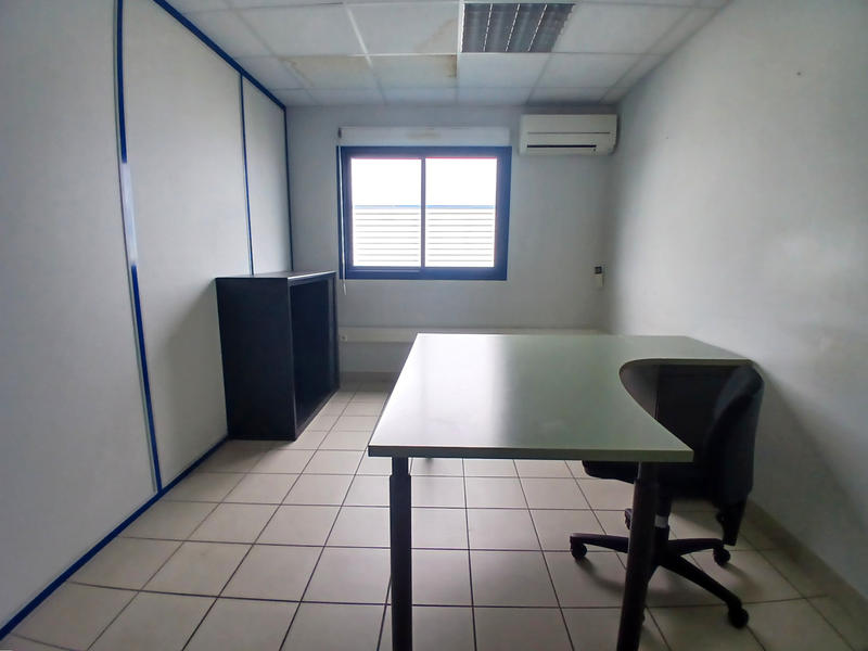 Bureau - 317 m²