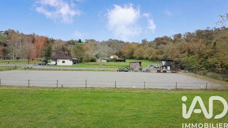 Maison - 136 m² - 5 pièces