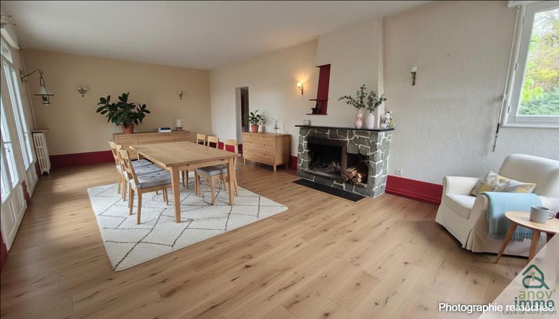 Maison - 229 m² - 10 pièces