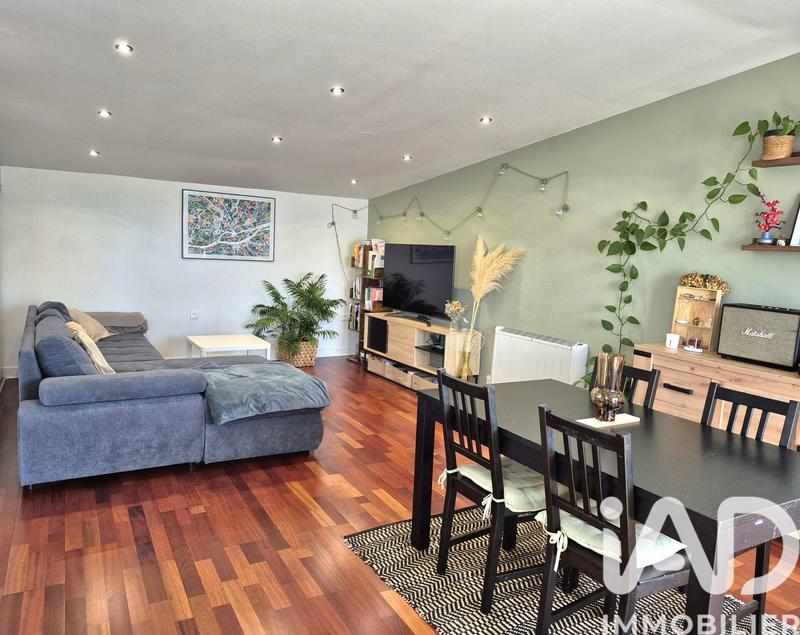 Appartement - 75 m² - 3 pièces