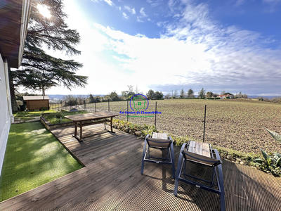 Maison traditionnelle - 132 m² - 5 pièces