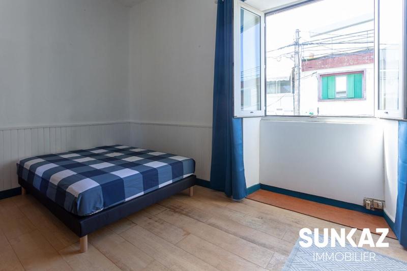 Studio - 45 m² - 1 pièce